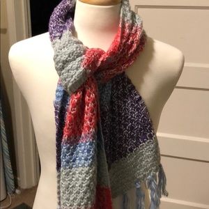 Knitted scarf